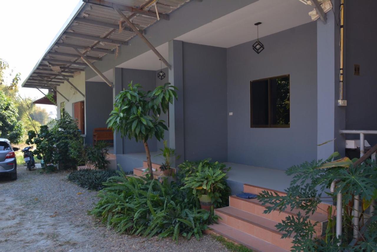 โคบาล ห้องพักรายวัน Chom Thong Exteriör bild